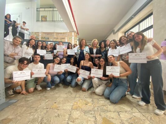 Liceo Classico “Rapisardi” di Paternò: consegnati venticinque attestati di Certificazione Linguistica di Latino per l’anno scolastico 2025/2026