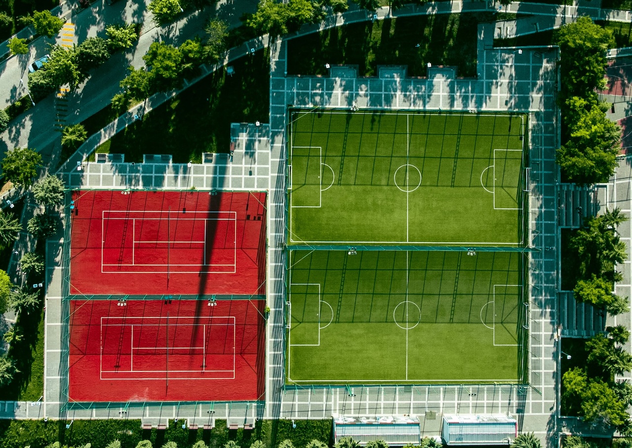 Calcio e tennis nel mirino