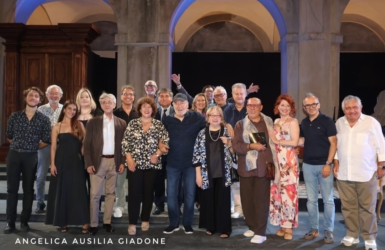 Consegnati i riconoscimenti del XIII Premio Letterario Efesto. Commozione per il ricordo di Vera Ambra