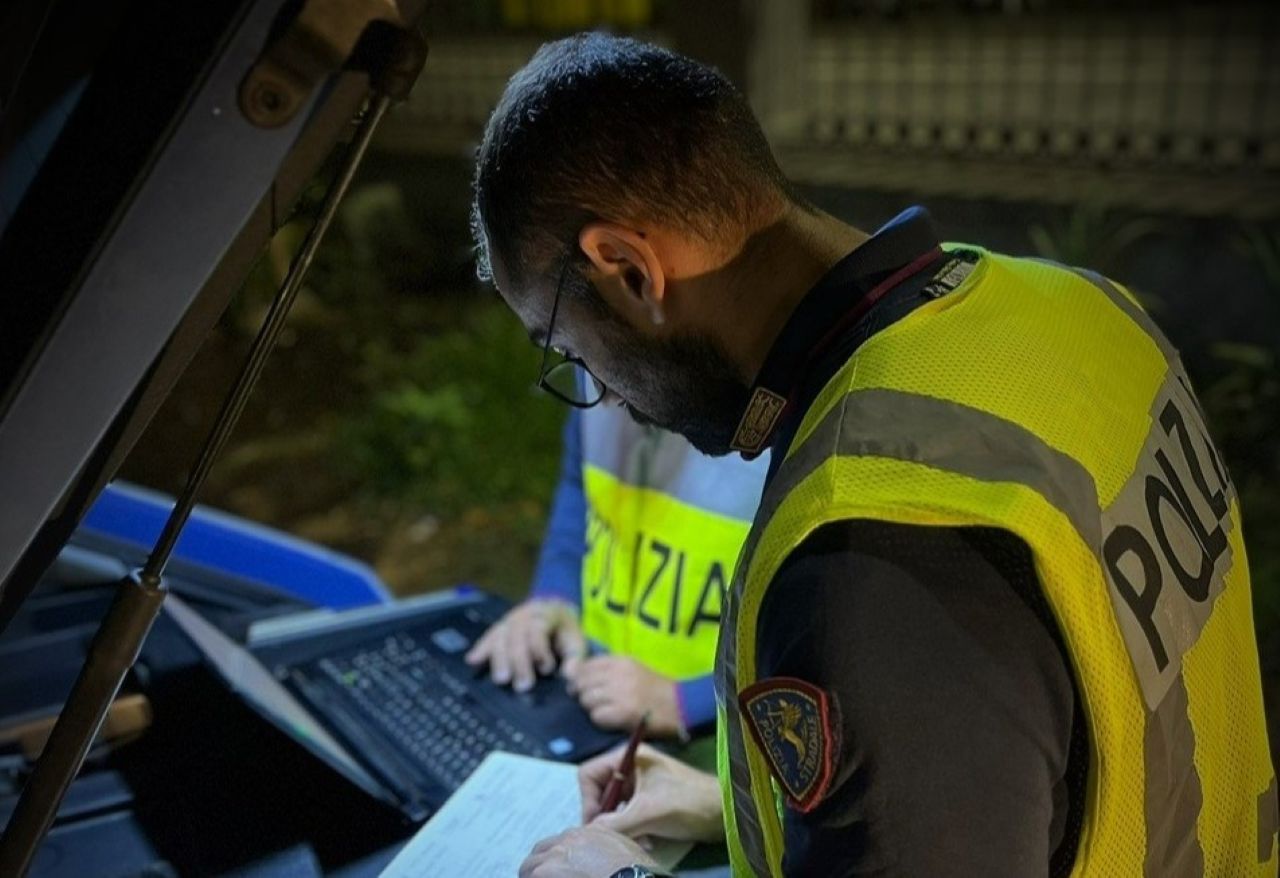 Appicca il fuoco per smaltire rifiuti agricoli: arrestato e posto ai domiciliari