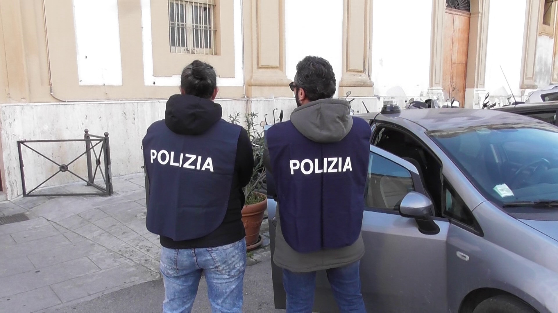 Spaccio allo Sperone, arrestati due pusher in due distinte operazioni della Polizia di Stato