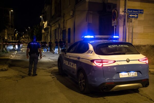 Siracusa, 30enne ferito da colpi d’arma da fuoco: indaga la Polizia