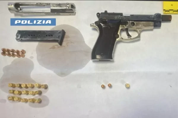 Blitz allo Zen di Palermo, armi e veicoli rubati nei sottoscala condominiali