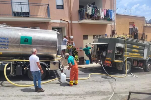 Il dirigente Protezione Civile Cocina: “A Maddalusa forniture d’acqua solo per 5 categorie di soggetti fragili”