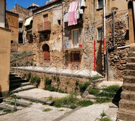 Dalla Regione bando di 2,2 milioni per mettere in sicurezza il quartiere Santo Stefano a Caltagirone