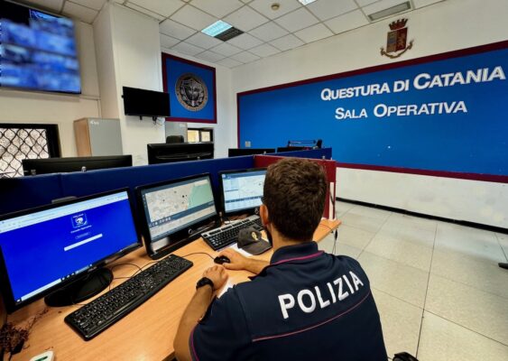 Catania, evade dai domiciliari per montare una piscina sul terrazzo condominiale