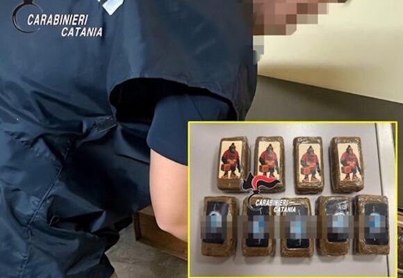 Catania, fermato con oltre 900 grammi di hashish in auto: arrestato 47enne