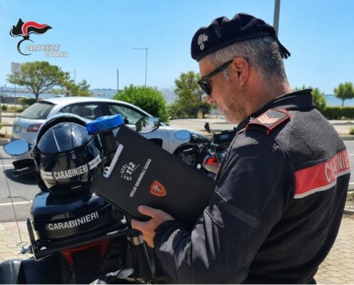 Controlli dei carabinieri a Catania: denunce per parcheggiatori abusivi, droga e violazioni delle misure restrittive