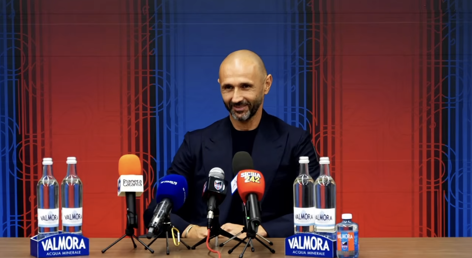 Catania FC, si presenta il DS Varrà: “Nuova strategia basata sui giovani. Sul mercato nessuno è incedibile”
