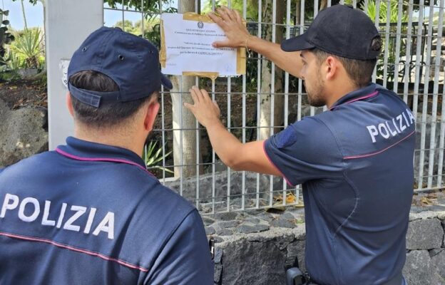 Acireale, discoteca chiusa per 30 giorni: il Questore sospende la licenza dopo i controlli della Polizia di Stato