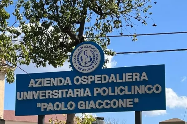 Anziana morta durante il ricovero al Policlinico: dopo 9 anni assolti tutti i medici