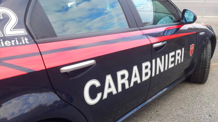 Niscemi, tenta di uccidere lo zio a bastonate: arrestato 32enne