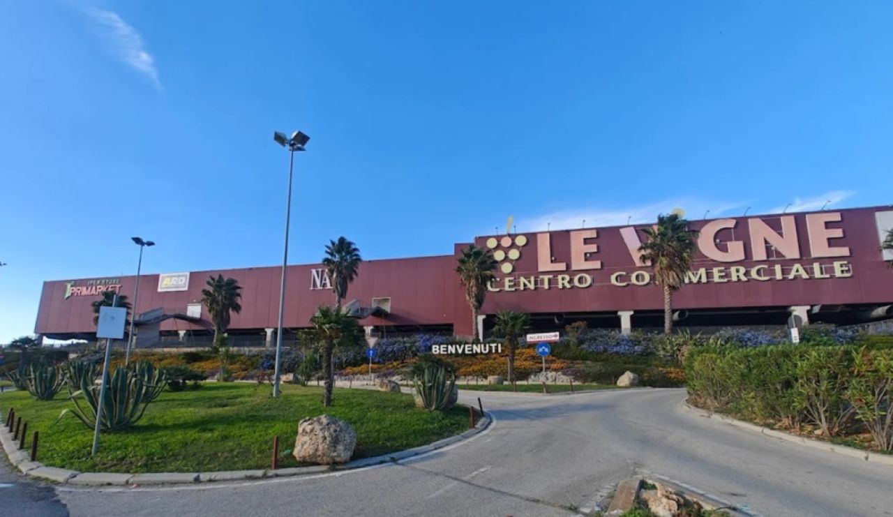 Colpo da 10mila euro in un centro commerciale dell’Agrigentino: nel mirino un negozio di ottica