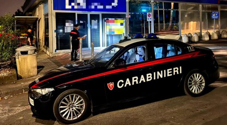 Pedara, sventato assalto al supermercato: ladri in fuga prima dell’esplosione della cassaforte