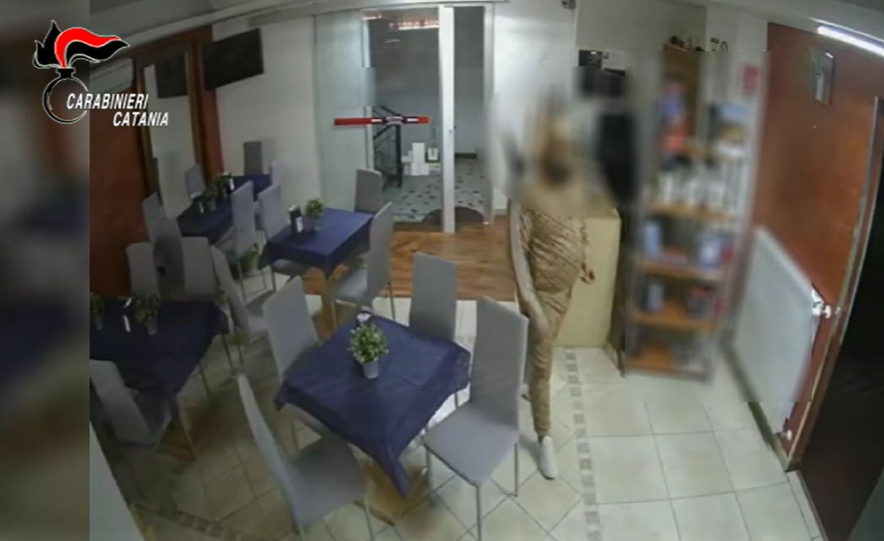 Individuato il responsabile dei furti in una casa vacanza di Catania – IL VIDEO
