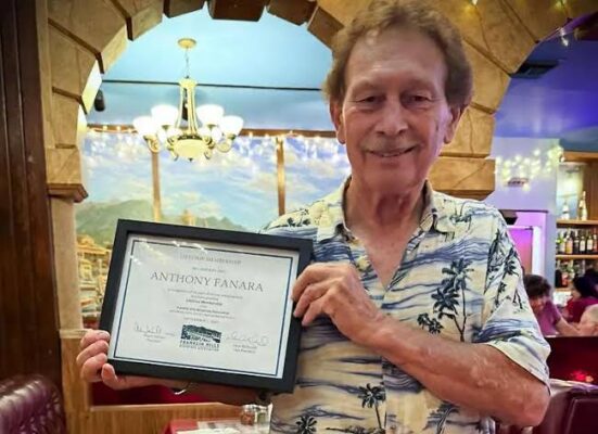 Addio a Tony Fanara: il ristoratore siciliano che ha fatto la storia di Los Angeles