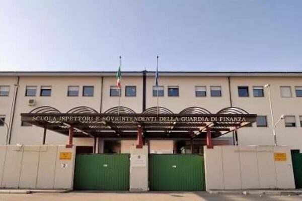 Morte allieva maresciallo siciliana, annullata festa fine corso della Finanza