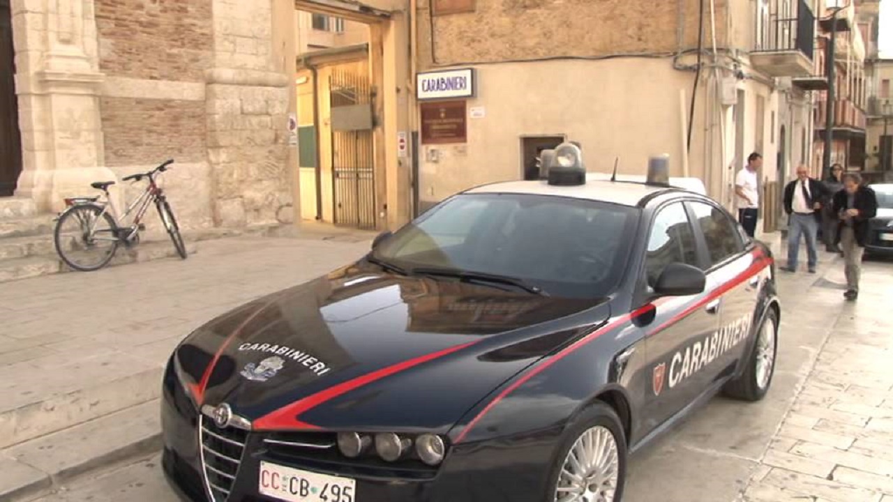 Paura a Gela, nel centro storico rimbombano almeno 13 spari
