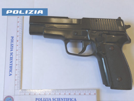 Tentata truffa ai danni di due anziani ad Acireale, la vittima smaschera il raggiro e fa arrestare un 44enne