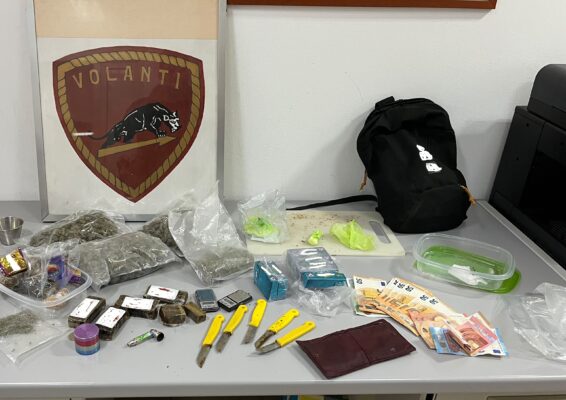 Controlli a Siracusa, sequestrati oltre due chili di sostanze stupefacenti: arrestato 34enne