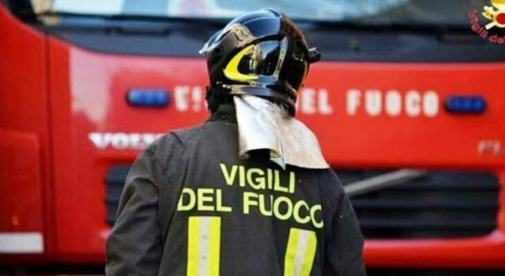 Scoppia la bombola di gas in cucina: ferita una donna nel Palermitano dopo l’esplosione
