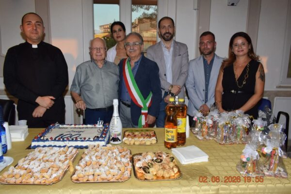 San Giuseppe Jato in festa: Luigi Madonia spegne 100 candeline in Comune