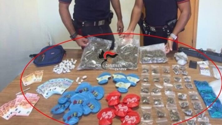Catania, rinvenuto oltre un chilo di sostanze stupefacenti: arrestato 25enne