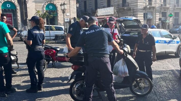 Catania, controlli dal lungomare al centro storico: sanzioni per violazioni al Codice della Strada e sequestrate 10 bici elettriche modificate