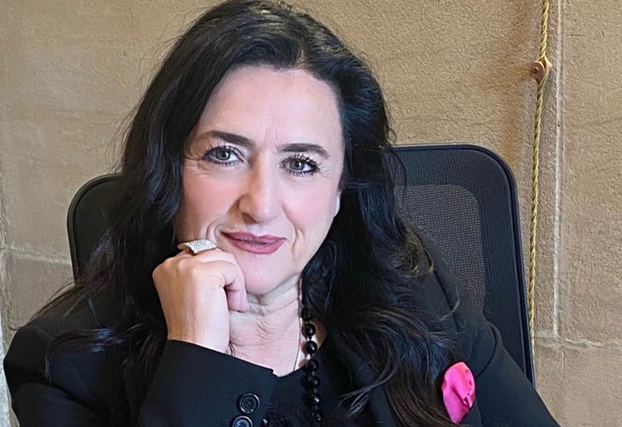 Svastica vicino al monumento ai partigiani a Militello, Saverino: “Gesto vile, offende la memoria e la democrazia”