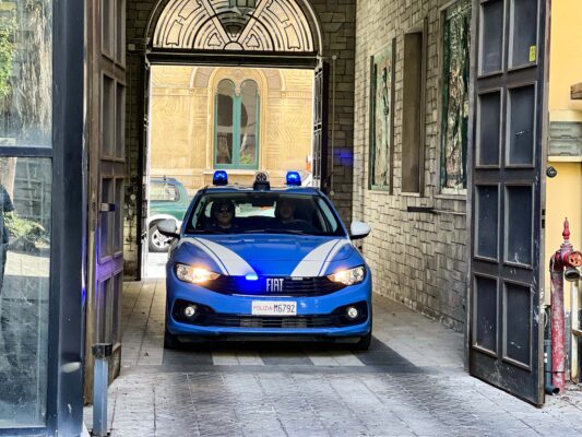 Acireale, furto in un bar tabaccheria: fermato 32enne durante un secondo colpo in gioielleria