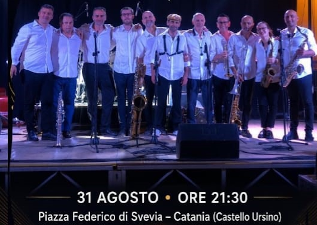 “Size 46 Street Band” chiude “Jazz e Swing nel cuore di Catania”: gran finale sotto il Castello Ursino