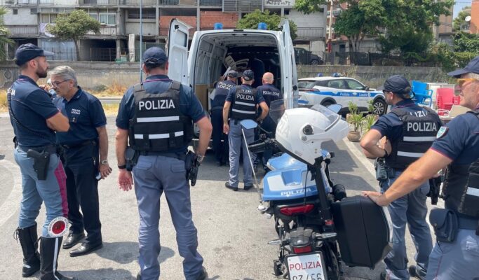 Catania, controlli straordinari a Librino e San Giorgio