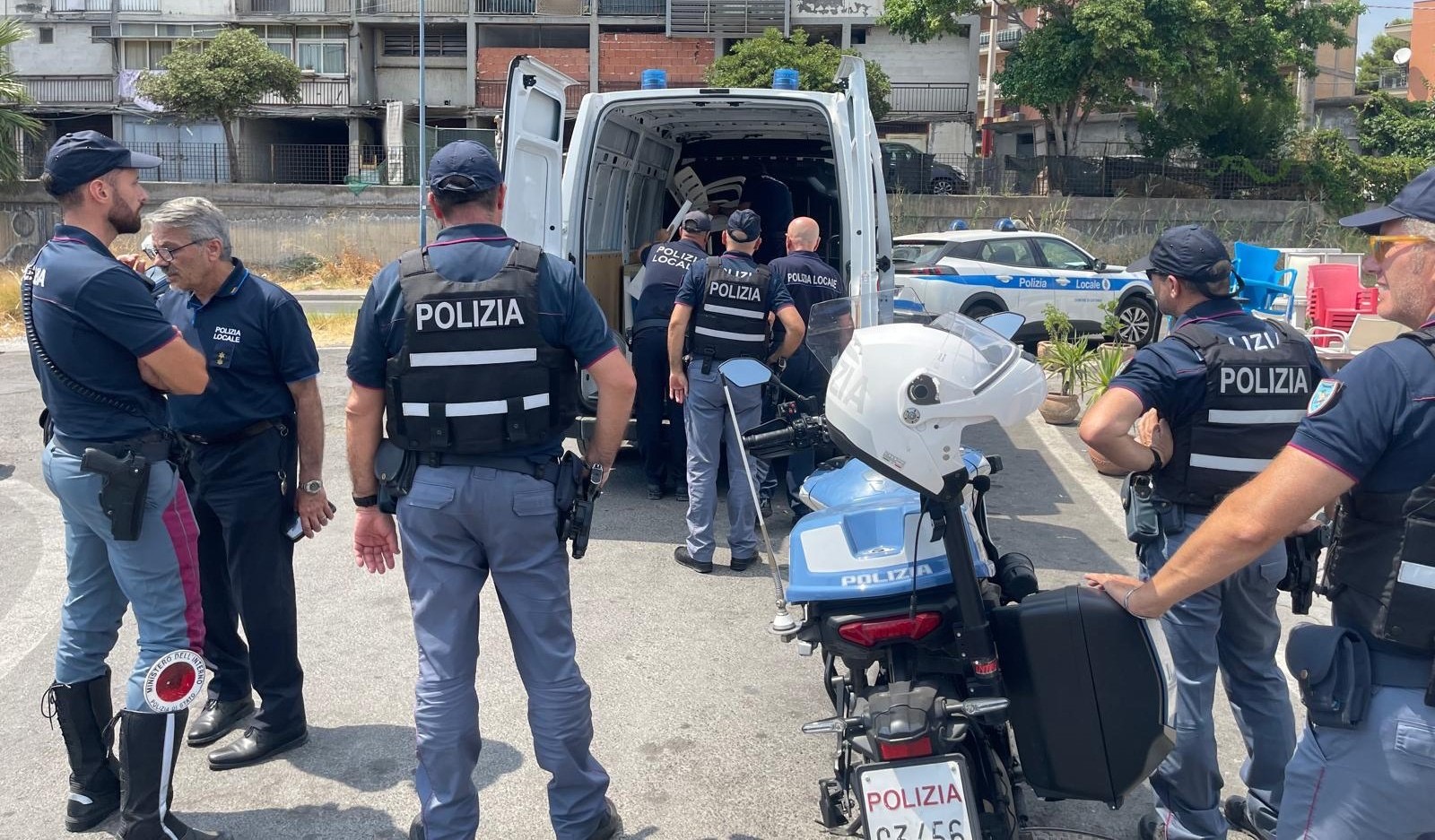 Catania, controlli straordinari a Librino e San Giorgio