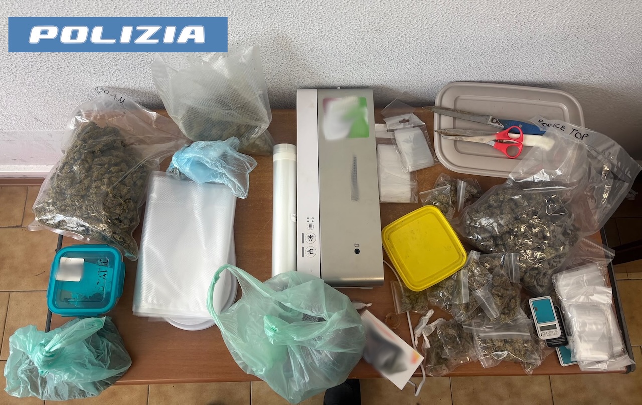 Tenta la fuga col borsone pieno di droga: arrestato a Catania