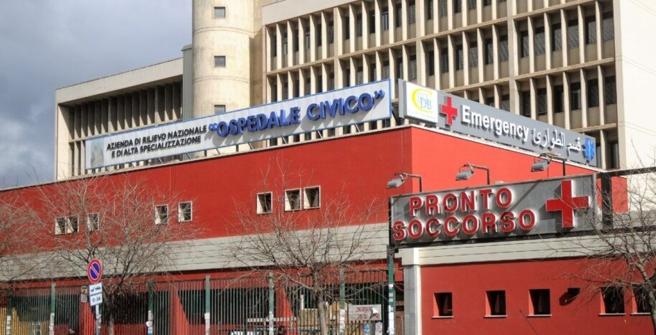 Ospedale Civico di Palermo, va in escandescenza e tenta di aggredire il personale sanitario: arrestato 32enne