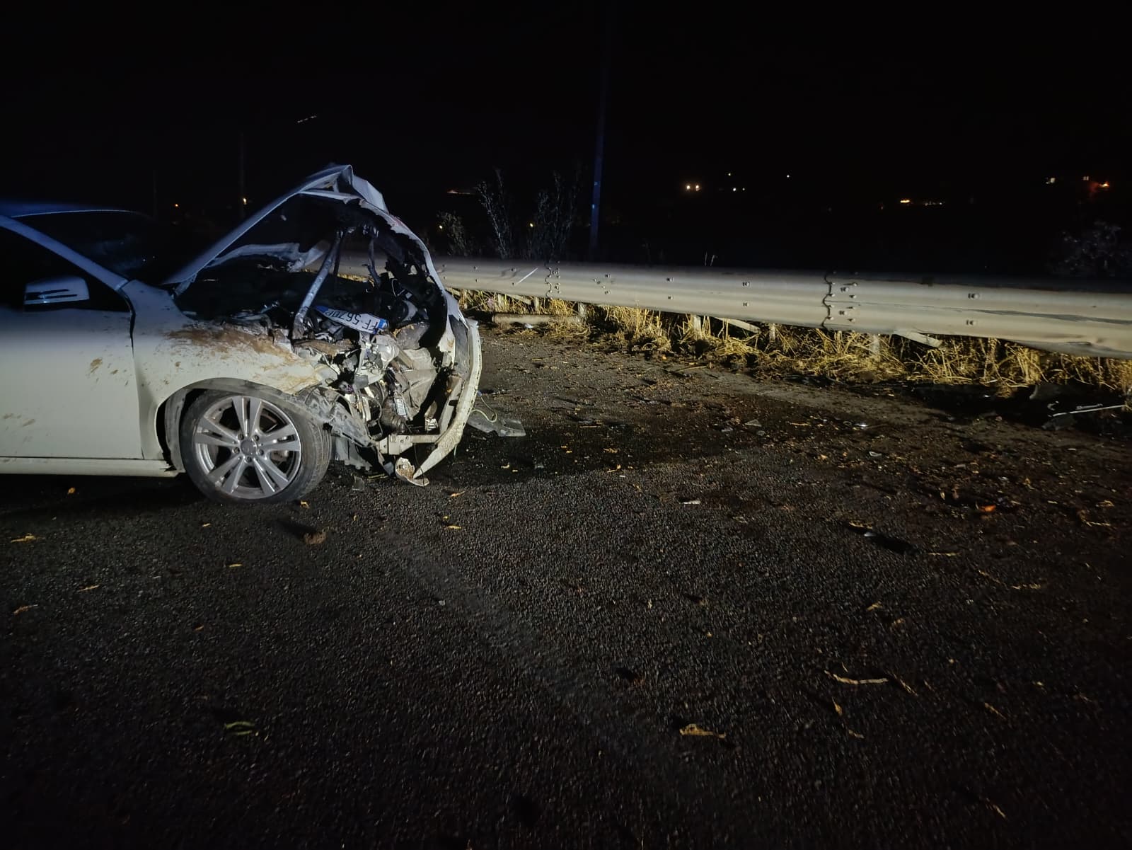 Violento scontro sulla Sp 20 tra auto e trattore con silos: due feriti, uno è in prognosi riservata