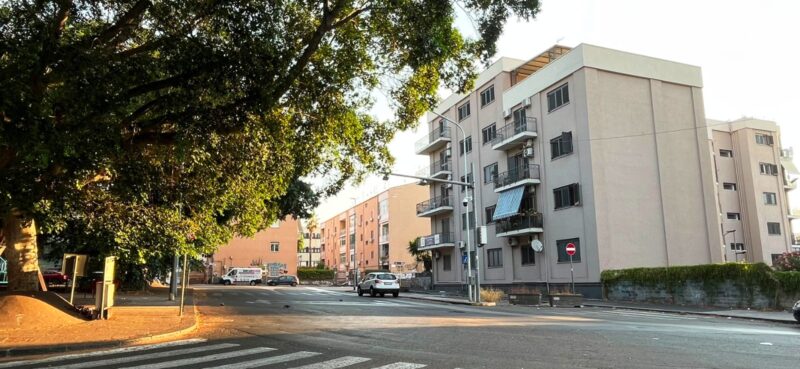Catania, traffico in tilt a piazza Lincoln. Cerri: “Allargare la carreggiata per eliminare l’imbuto”