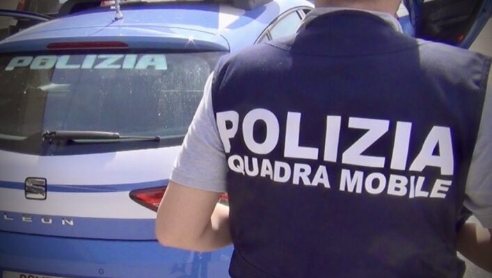 Catania, brutale aggressione a due coetanei per “divertimento”: 15enne finisce nell’Istituto Penale per Minorenni
