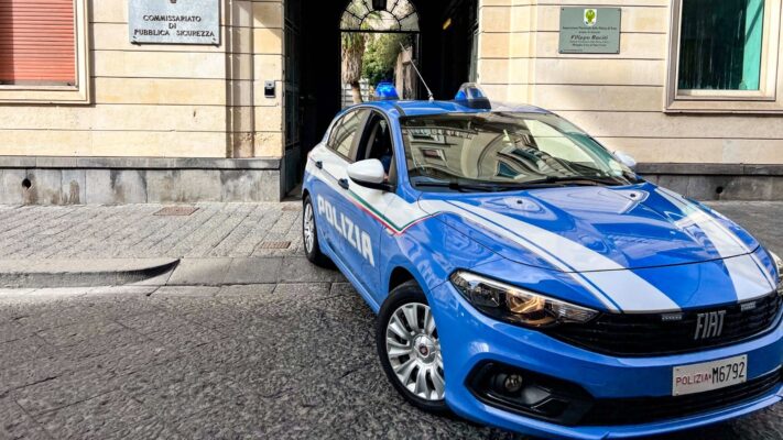 Perseguita e aggredisce l’ex compagna: 33enne ai domiciliari ad Acireale