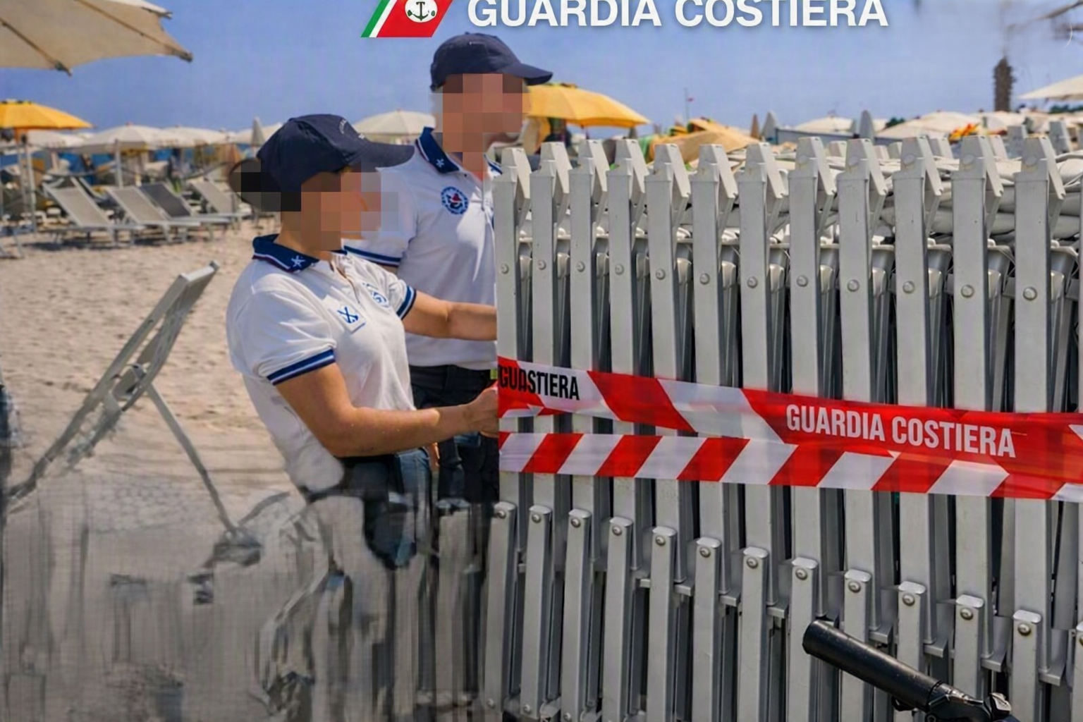 San Vito Lo Capo, controlli in spiaggia: sequestrati 51 ombrelloni e 102 lettini, multe per oltre 6mila euro