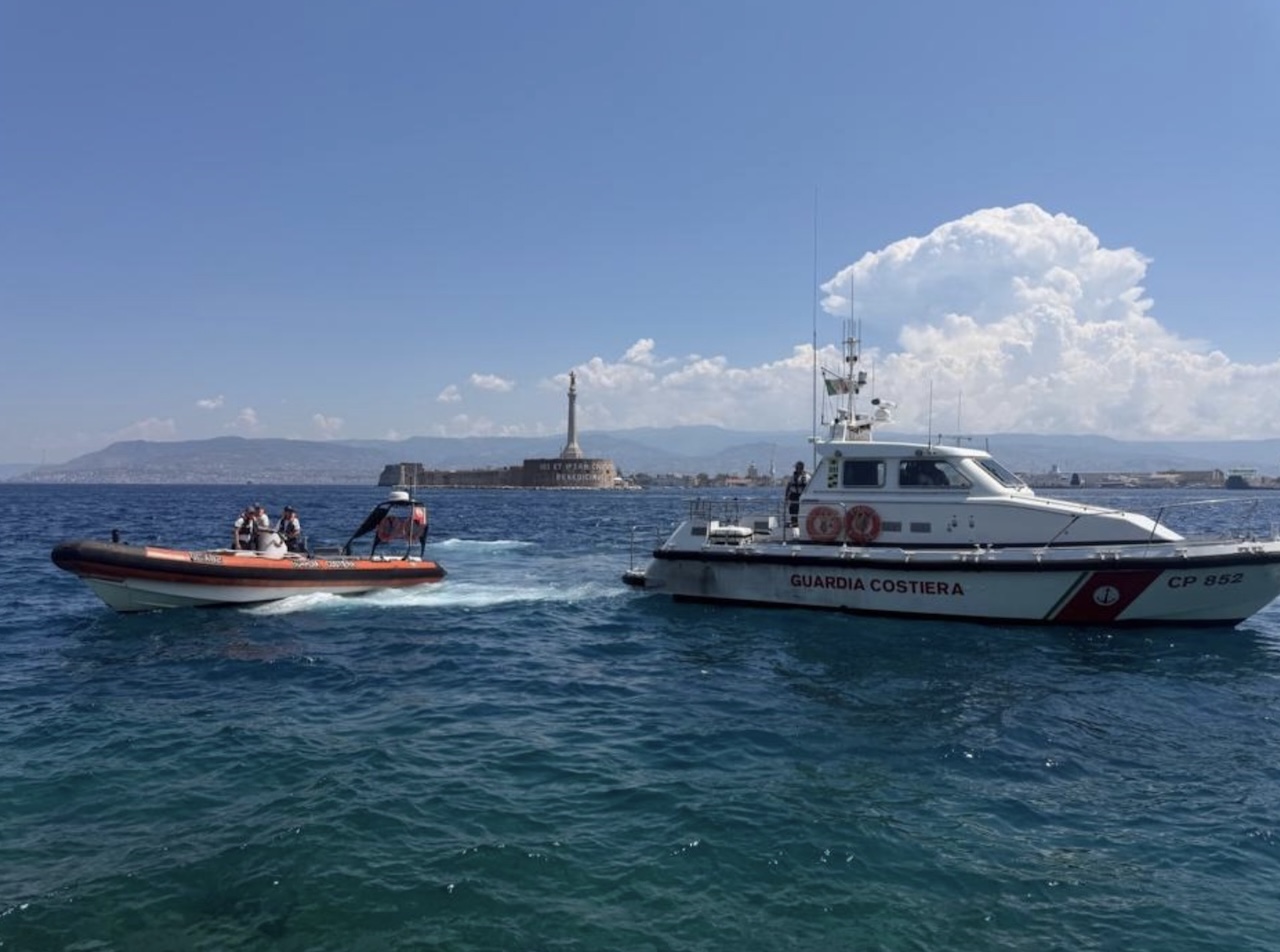 Ferragosto sicuro, Guardia Costiera in azione tra soccorsi e controlli