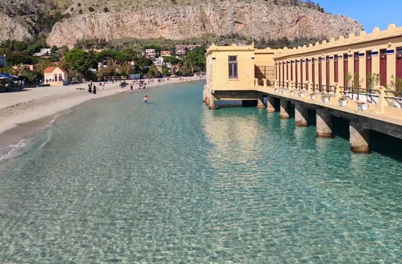 Mondello, nuovi controlli sulle acque: “Valori nella norma, nessun rischio per la salute”