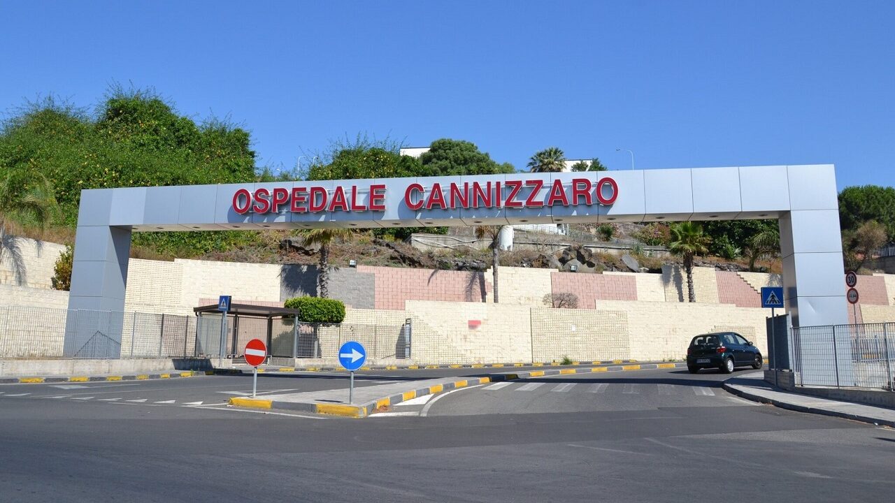 Ancora violenza nei Pronto Soccorso: 34enne semina il panico al Cannizzaro di Catania