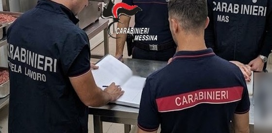 Milazzo, blitz in una macelleria: lavoratori irregolari e alimenti a rischio contaminazione, stangata da oltre 140mila euro