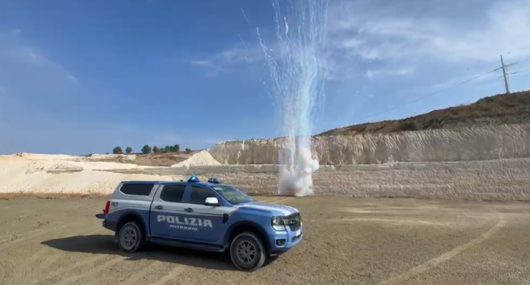 Catania, 200 chili di fuochi d’artificio pronti sul terrazzo: blitz a San Cristoforo prima dello spettacolo abusivo