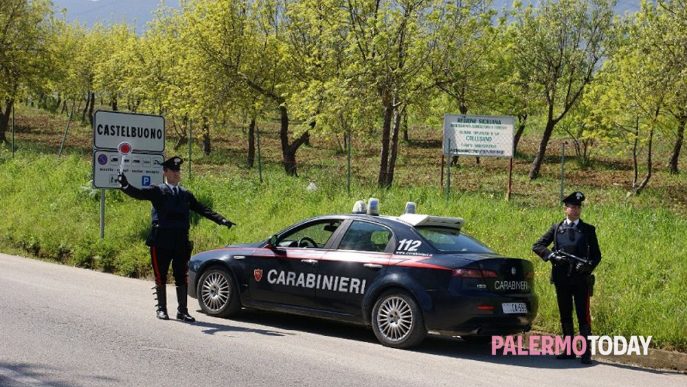 “Servono 9mila euro per suo parente”, ma l’anziana smaschera il falso carabiniere: due arresti