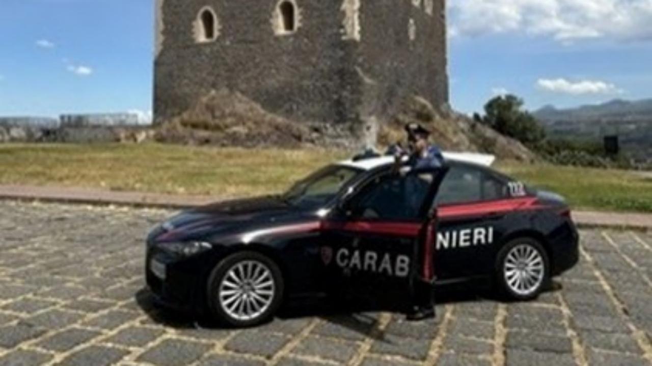 Paternò, droga e violazioni al Codice della Strada: scattano le sanzioni