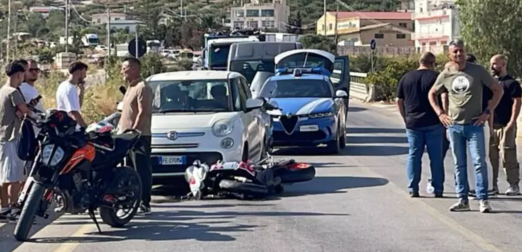 Incidente sulla Statale 115 , motociclista muore nello scontro con un camion