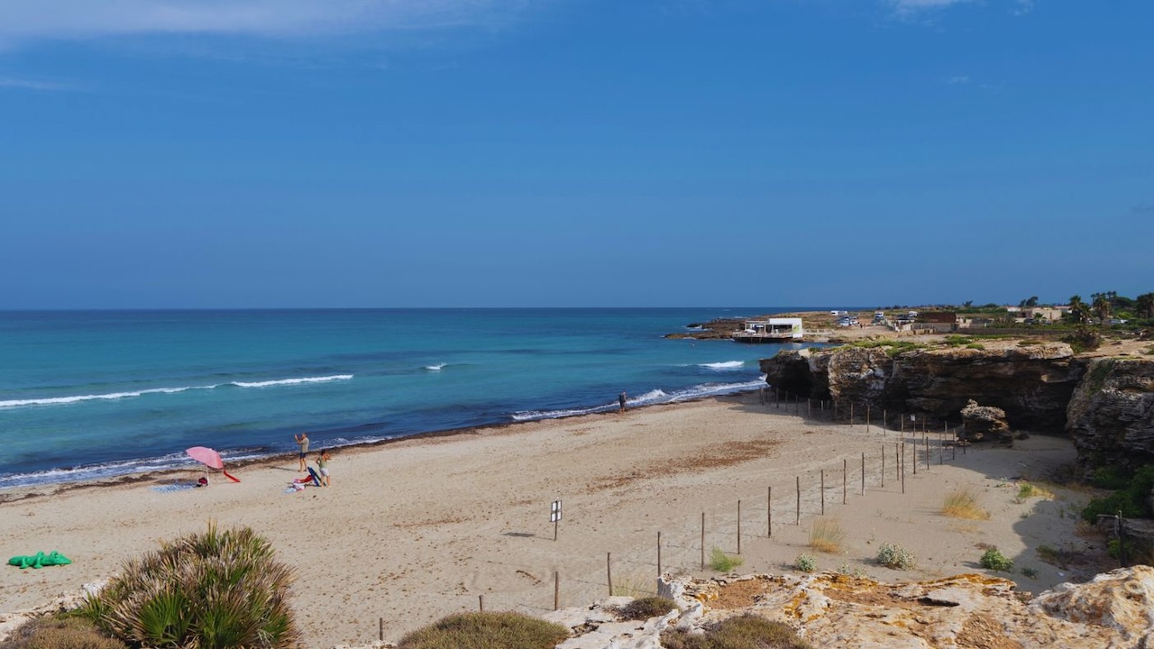 Dramma tra San Lorenzo e Vendicari, turista francese di 79 anni trovato morto in mare