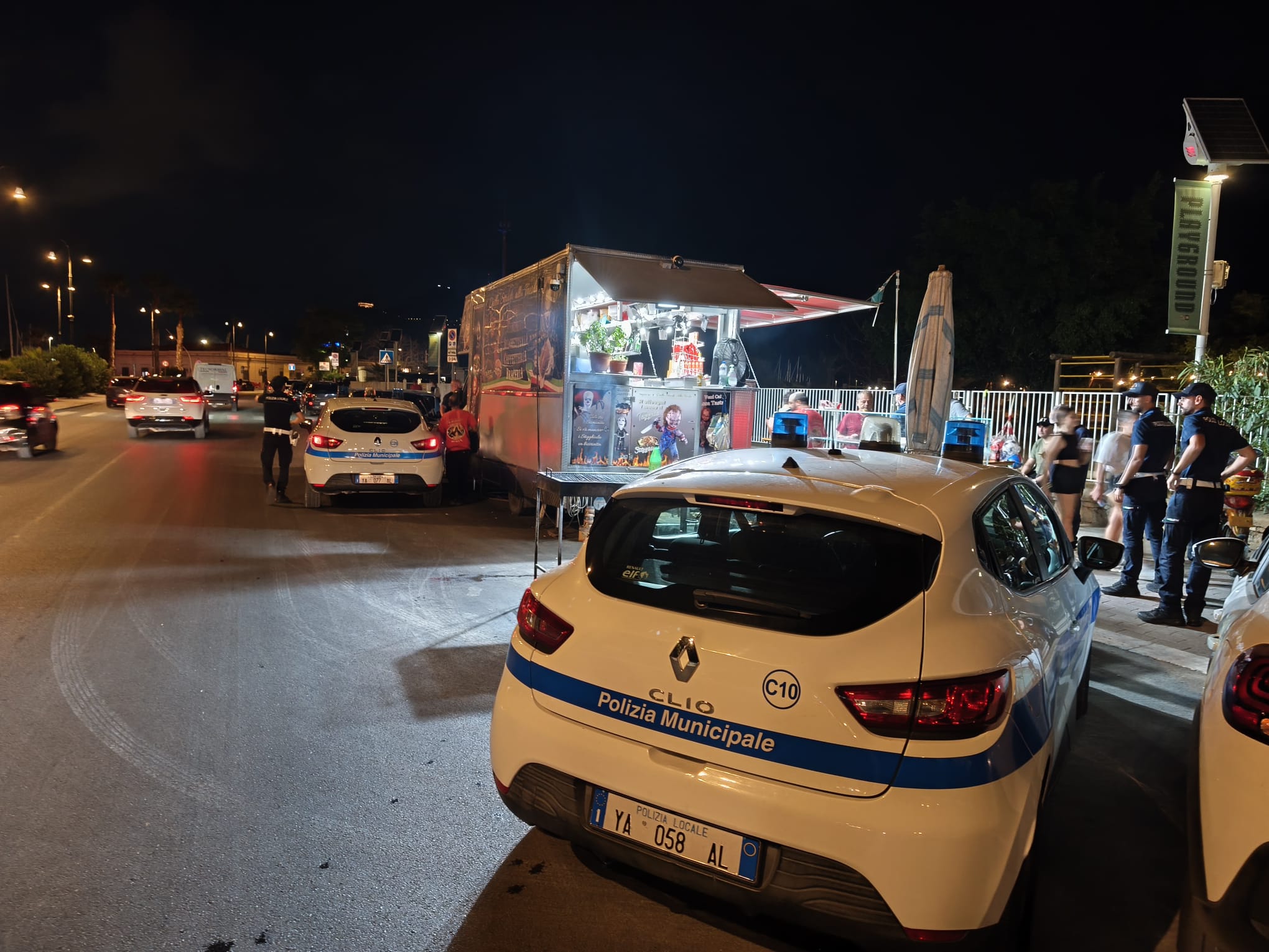 Palermo, stretta sullo street food al Foro Italico: sequestri e multe per quasi 5mila euro